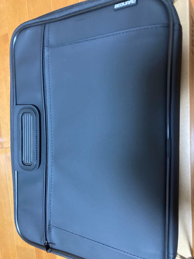 開封済みほぼ未使用パソコン（NEC LAVIE N15 N153C/JAW）