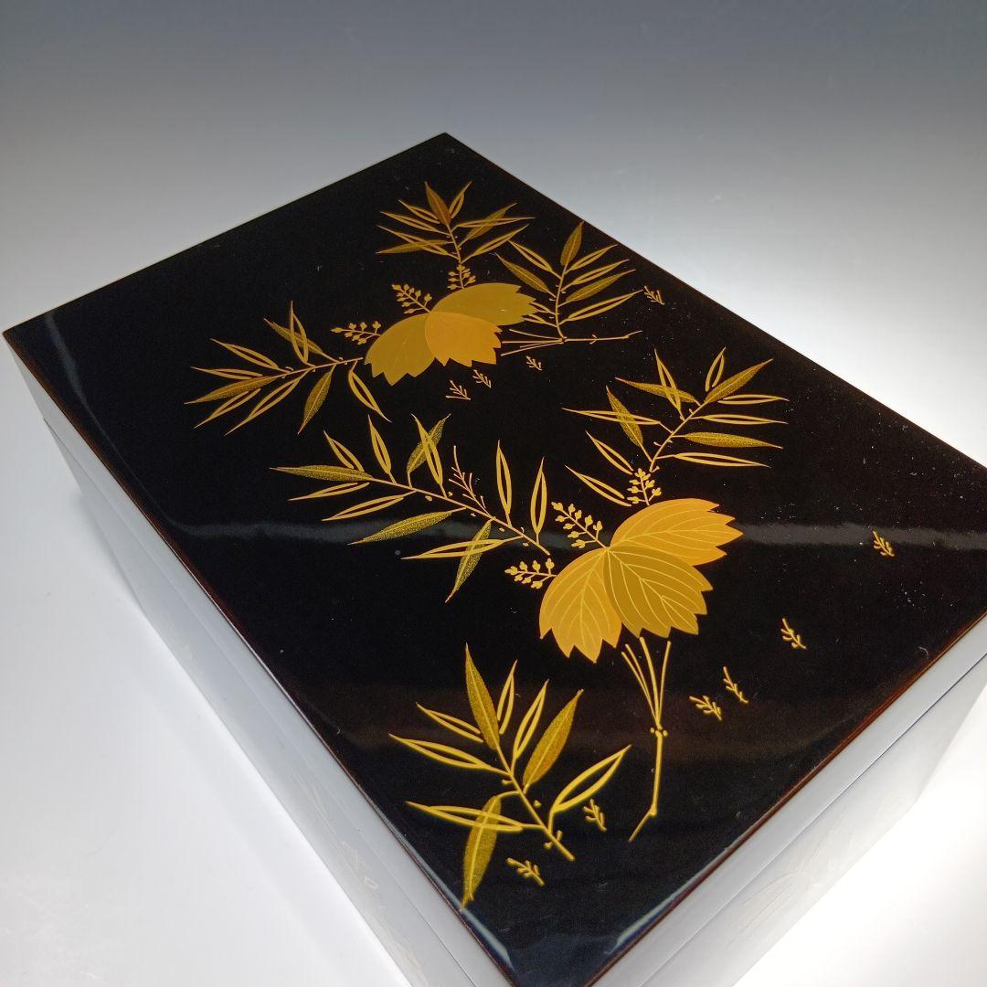 値下げ茶道具　利休茶箱一式　(塗師)多田桂寛　　 共箱　美品