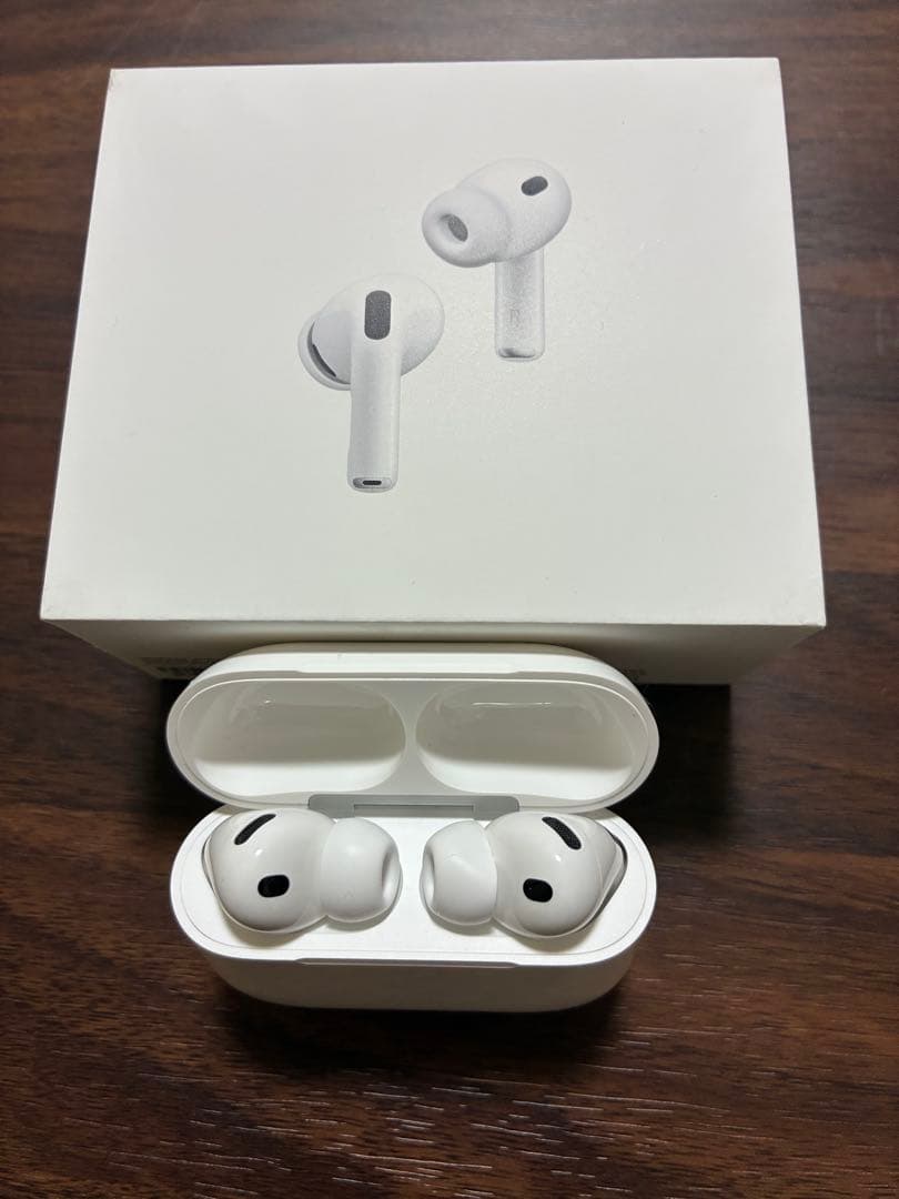 AirPods Pro3（別売ケース付き）