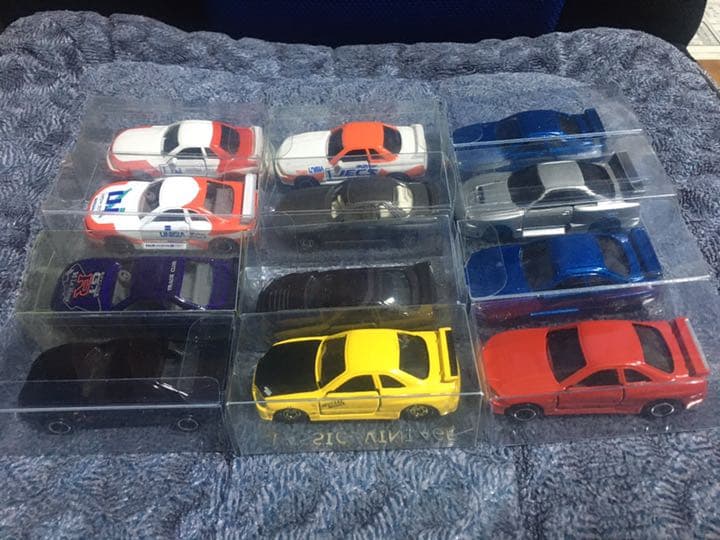 超大量の日産GTR色々美品状態おまけ2個付きです。