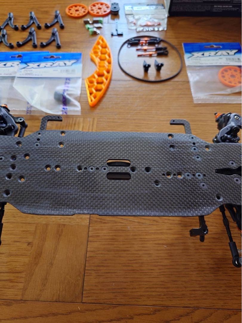 XRAY X4 2025 カーボン