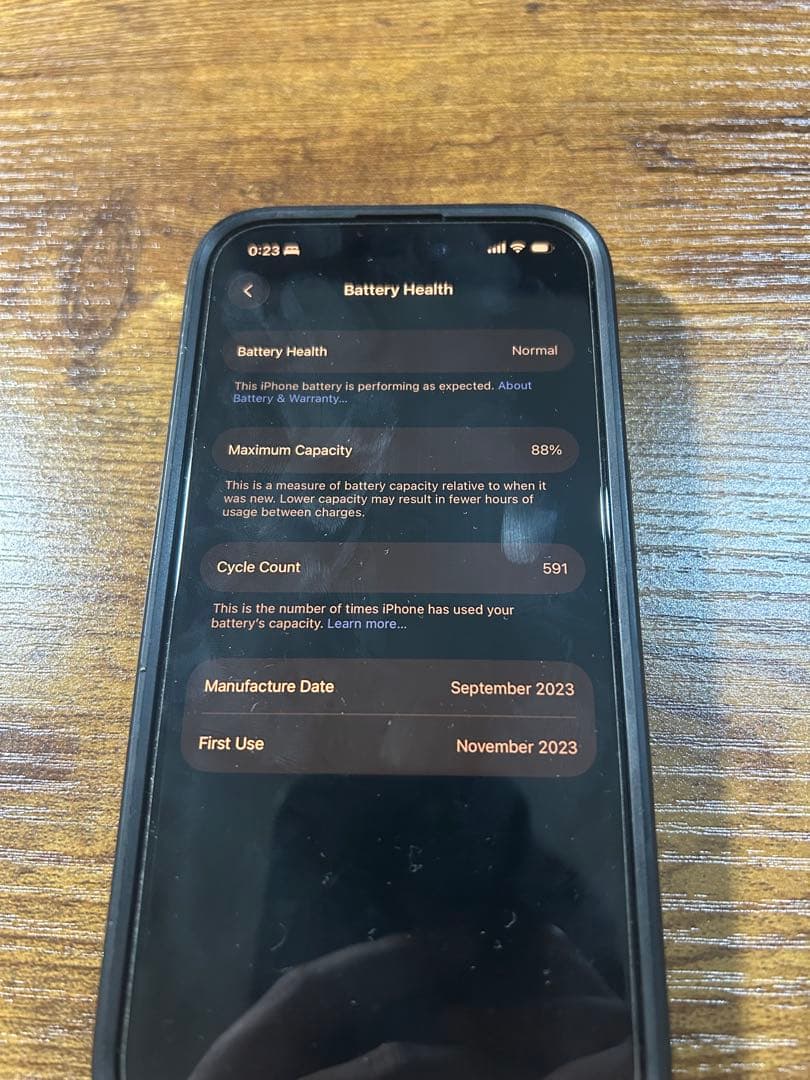 Apple iPhone 15 Pro 本体