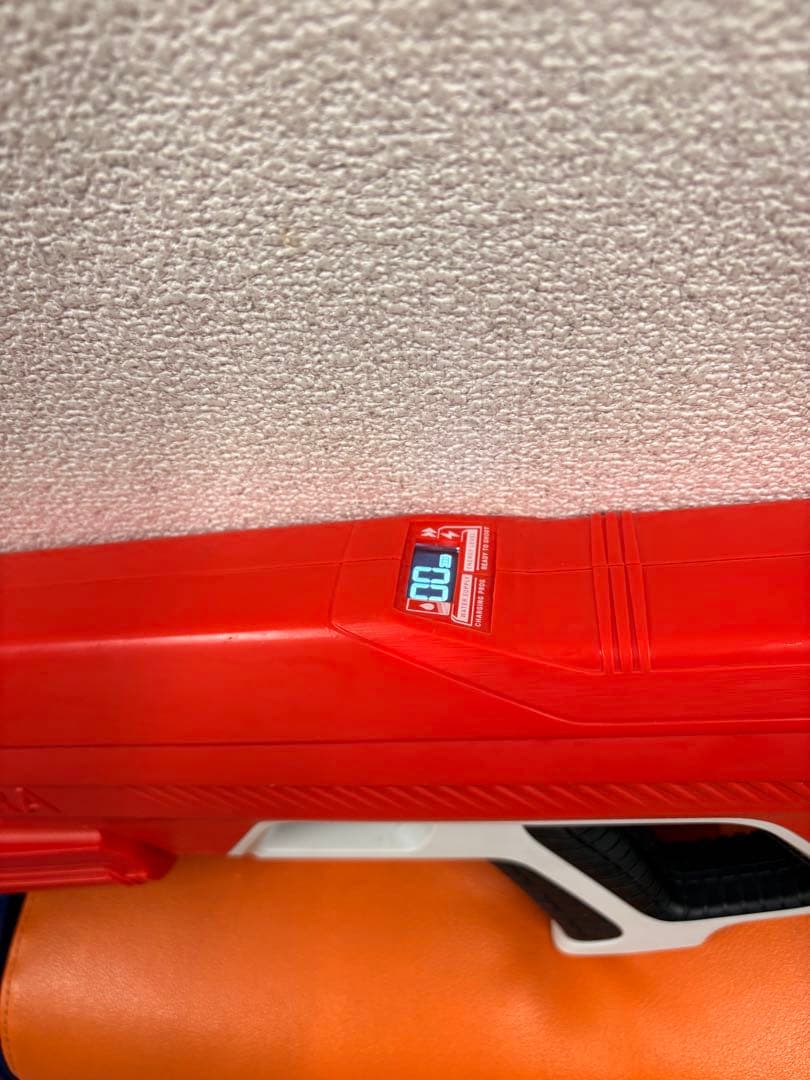 SPYRA 最強の手動式ウォーターガンSpyra - Red