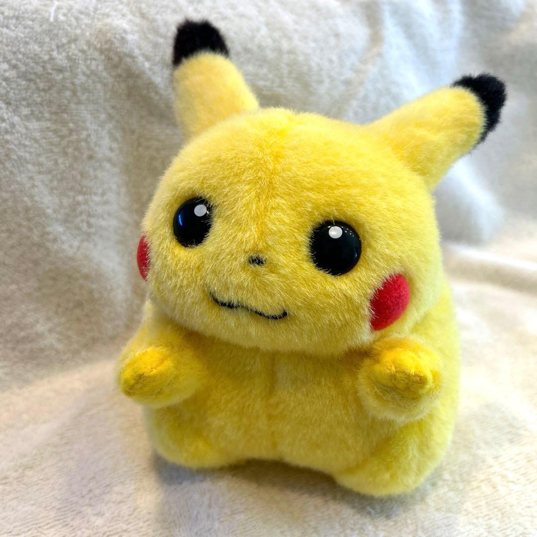TOMY ピカチュウ ポケモン 初期 ぬいぐるみ