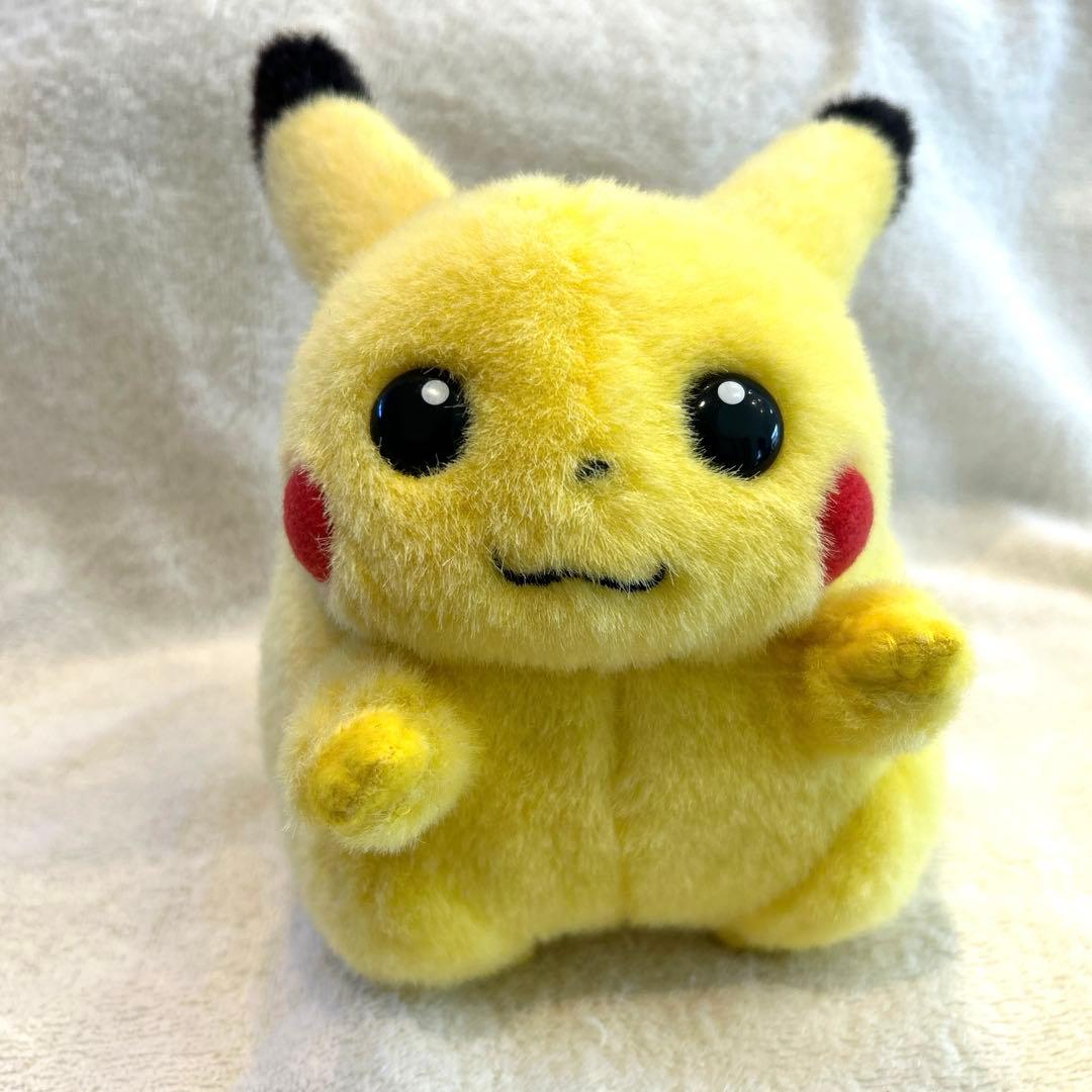 TOMY ピカチュウ ポケモン 初期 ぬいぐるみ