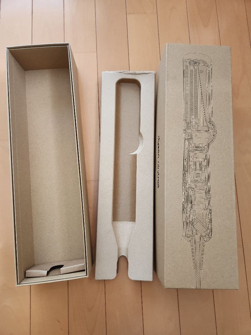 Dyson Airwrap ドライヤー ピンク・ホワイトHT01VLP　ダイソン