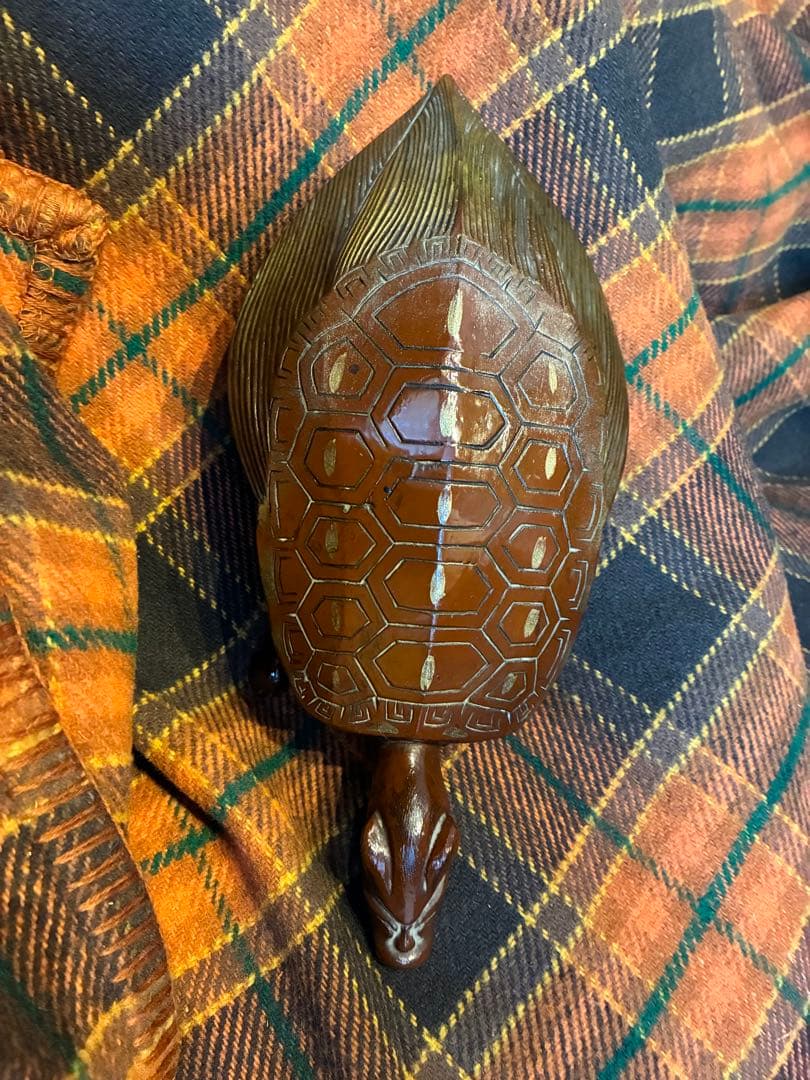 漆器　明治時代　亀　3匹　木製　縁起物　長寿　置物　木彫　かめ