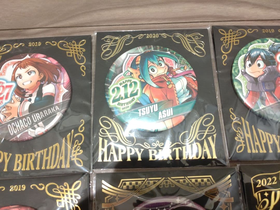 新品　ヒロアカ　缶バッジ　Happy Birthday　バースデイ