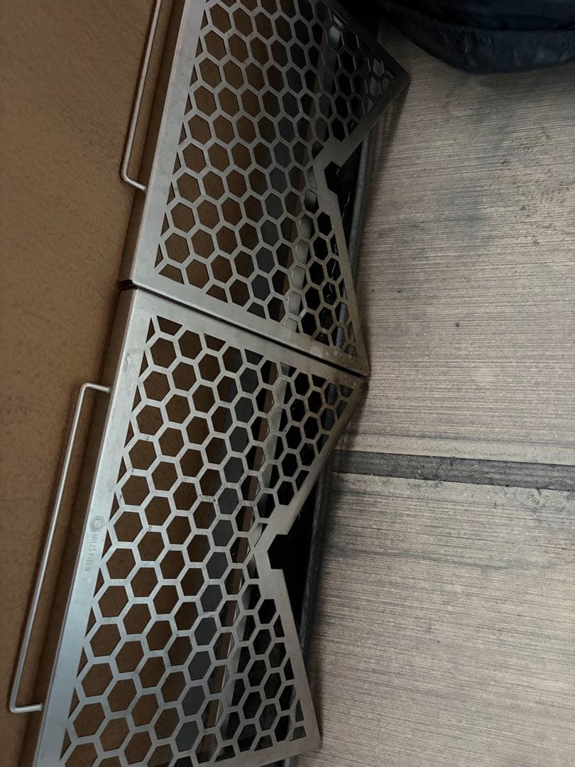 【ヒルズフィールド】焚き火台フリー座2.0＋五徳＋サイドテーブル2台 セット