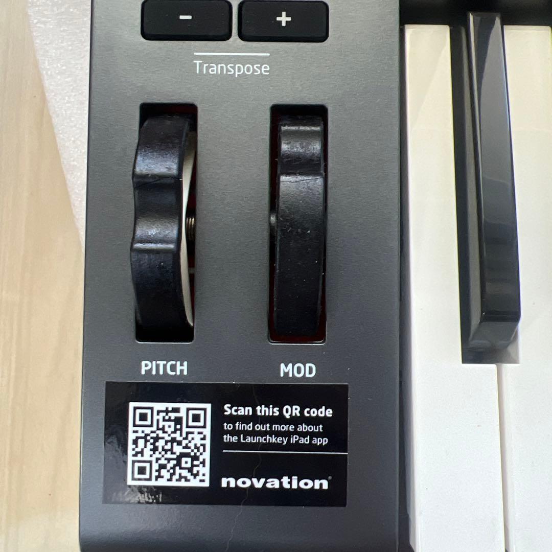 【Novation】 ノベーション Launchkey 61 キーボード
