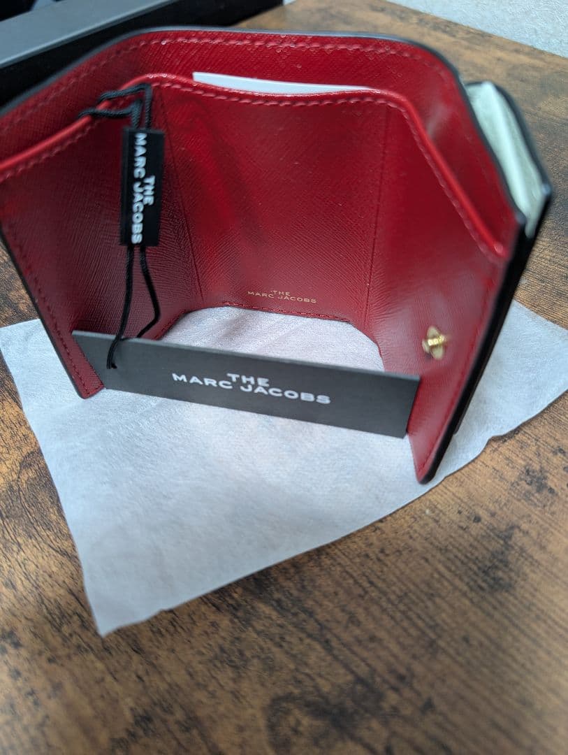 THE MARC JACOBS 三つ折り財布 アイボリー　ネイビー　レッド