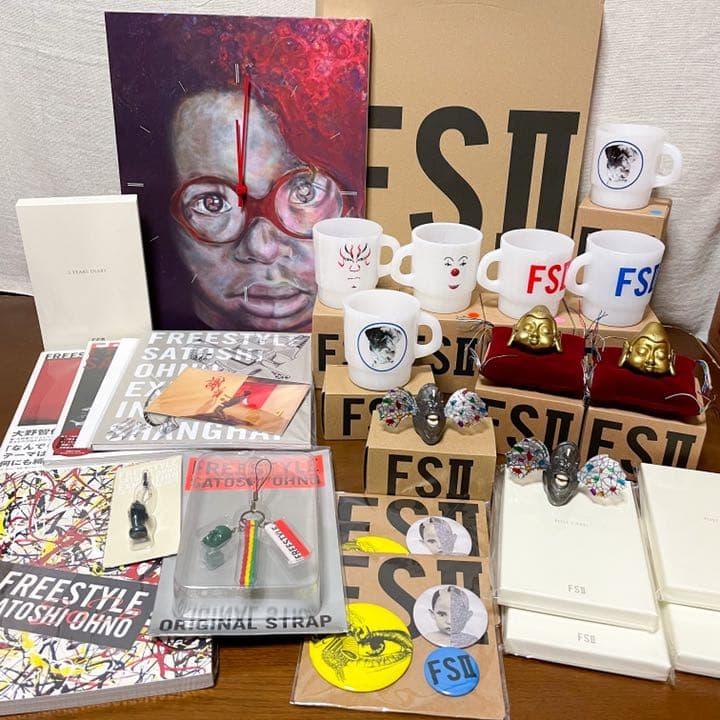 レア多数♪ FREESTYLE Ⅰ ・Ⅱ 上海 個展 グッズ   33点 セット