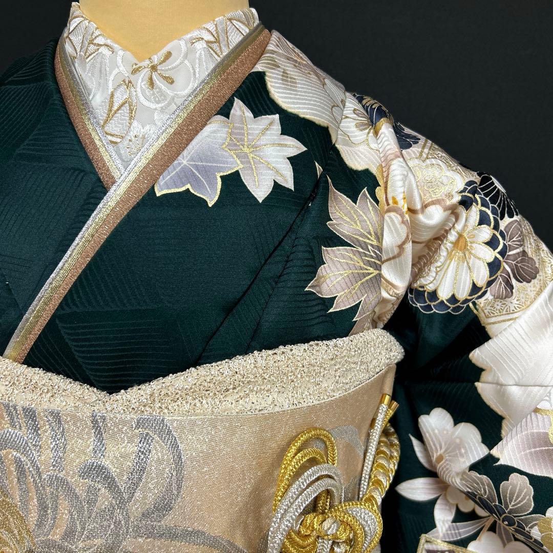 深緑色の豪華な牡丹に松竹梅の古典振袖フルセット(ガード加工・着物バック・髪飾り)