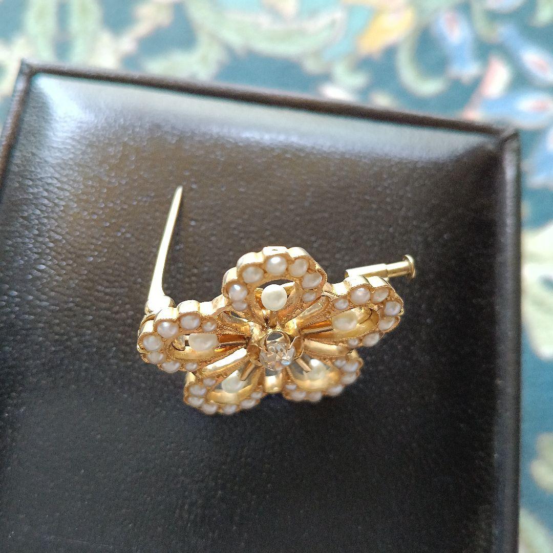 K18 18金花形パールブローチ 　総重量7.8㌘