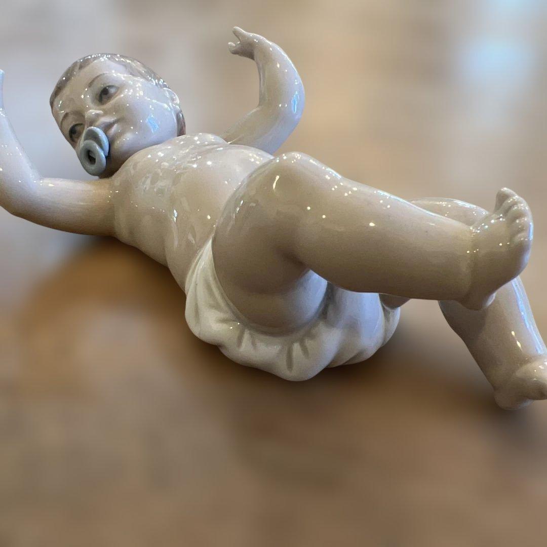 ヨーロッパビンテージゼファースペイン社陶器赤ちゃん人形 おしゃぶり付き