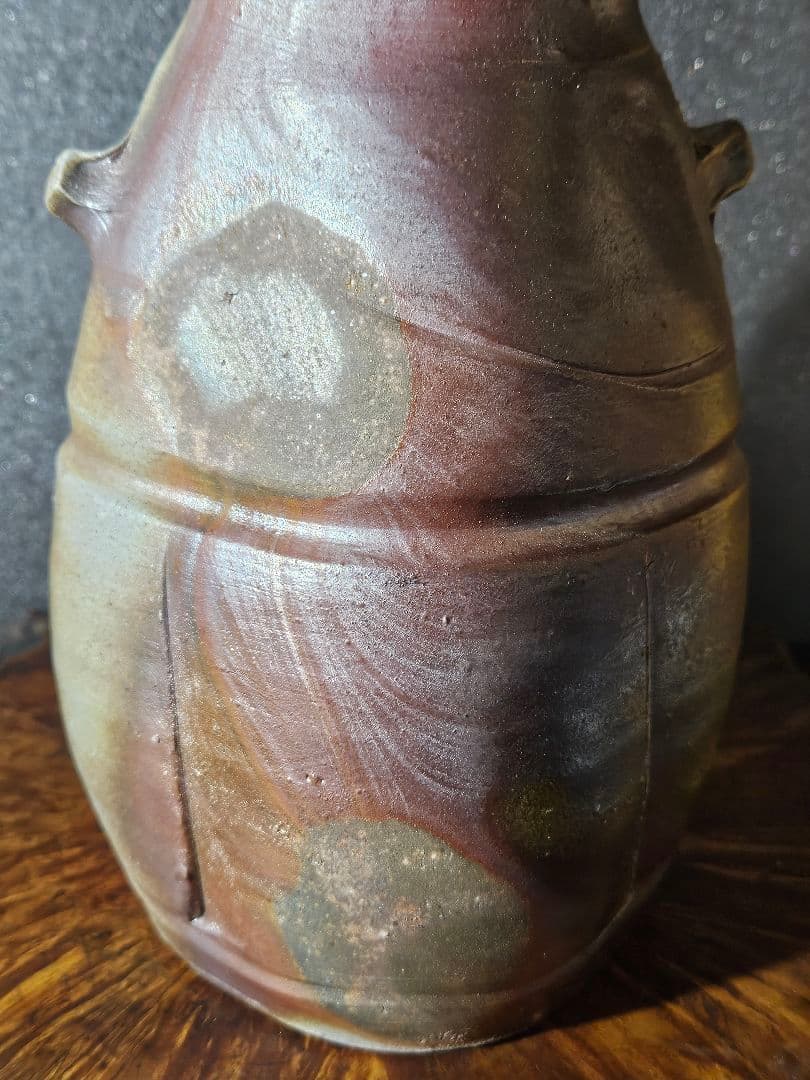 県重要無形文化財保持者　松井興之 造　備前花入　共箱　共布　陶歴書　茶道具茶器