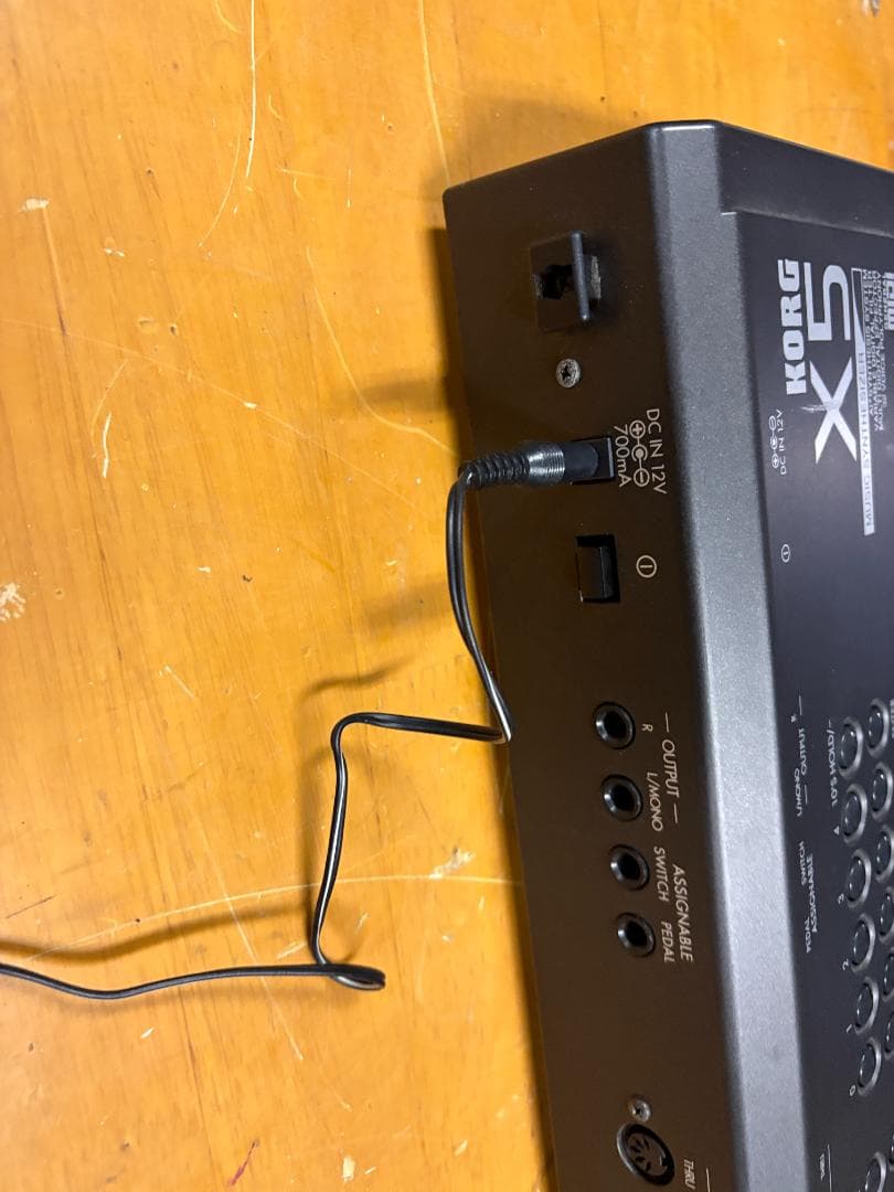 KORG X5 シンセサイザー 音出し確認済み 電源アダプター付属 61鍵