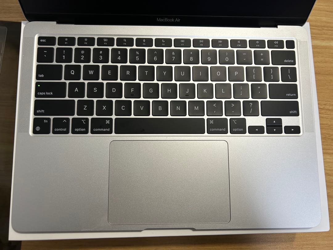 MacBook本体 Apple MacBook Air M1 16GB