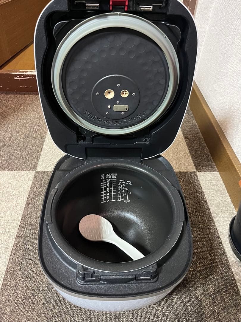 タイガー 炊飯器 デジタル表示