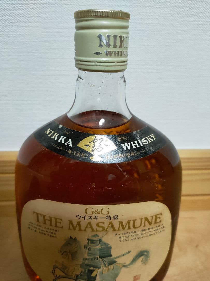 伊達政宗　兜付きボトルニッカ ウイスキー特級 THE MASAMUNE