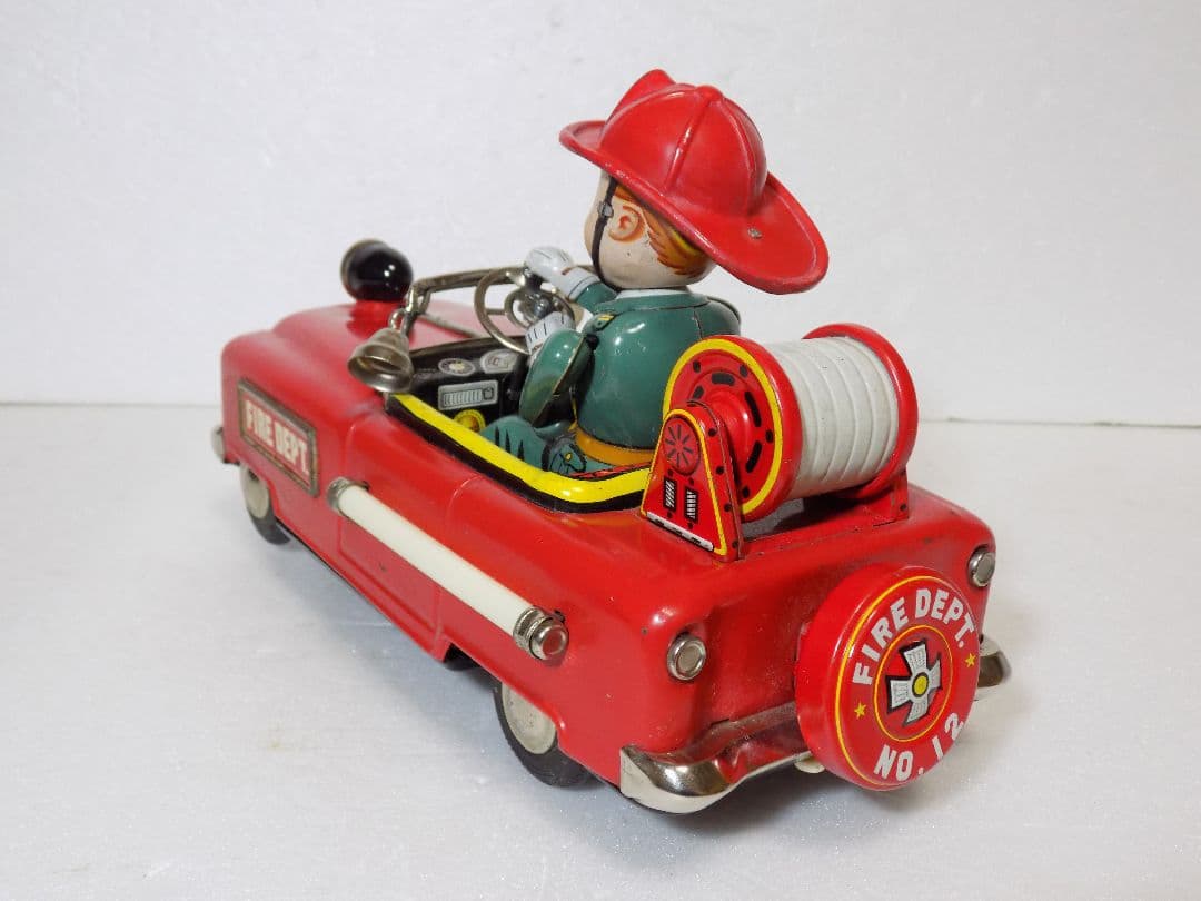 野村トーイ•新工社？ダブルネーム　電動　FIRE CHIEF CAR 動作品