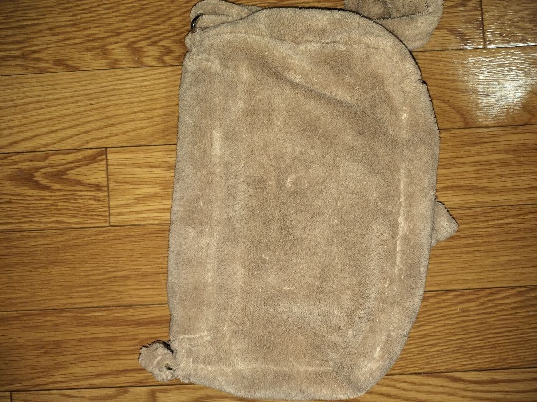 CHANEL ベージュ スエード ショルダーバッグ