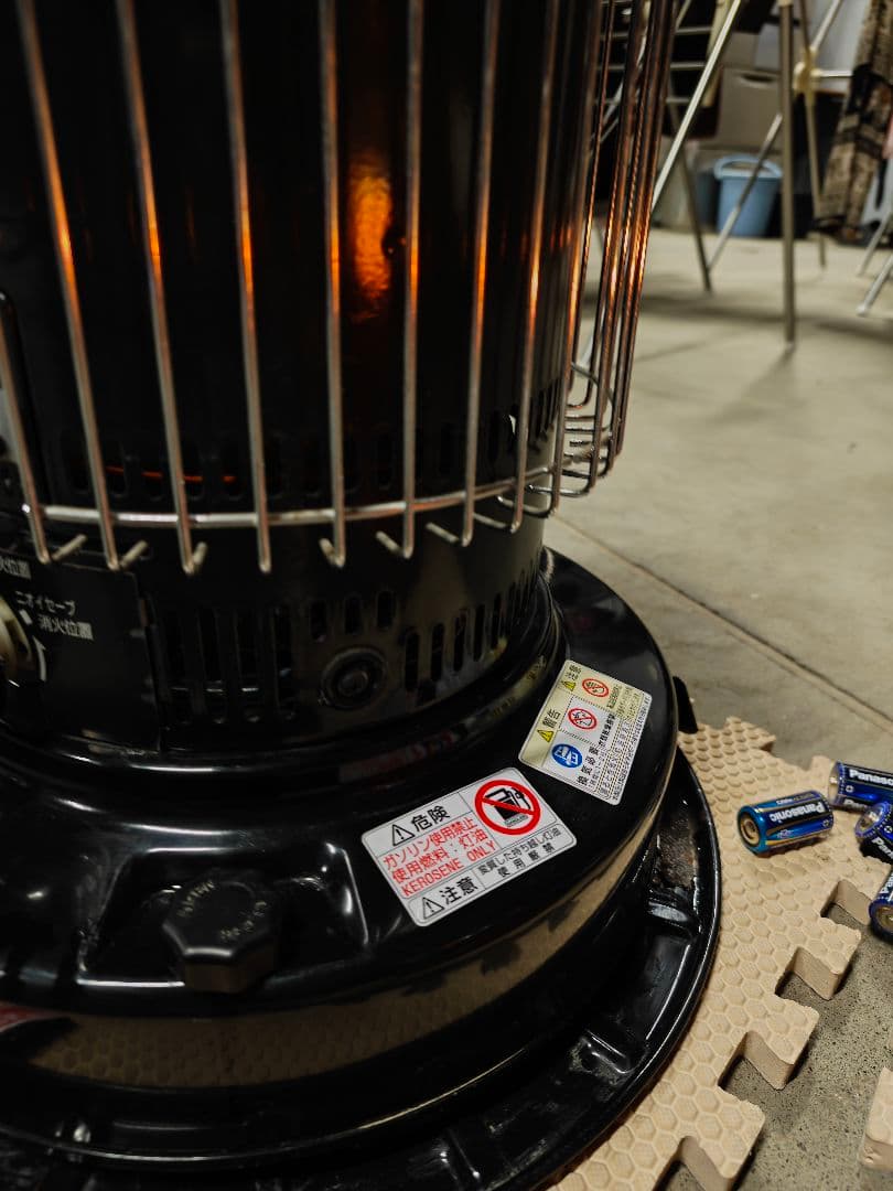 KS-67H トヨトミ　TOYOTOMI 対流型石油ストーブ ブラック