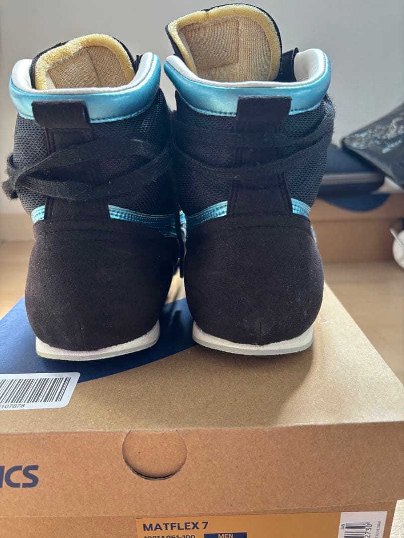 asics ボクシングシューズ 黒/水色