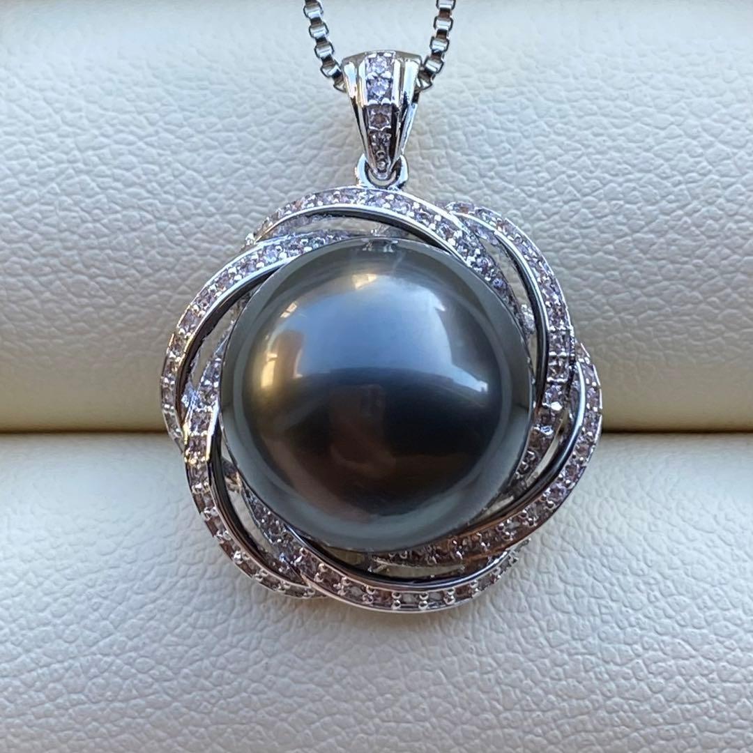 本真珠　南洋黒蝶真珠ネックレストップ　13mmダークグリーンPT884