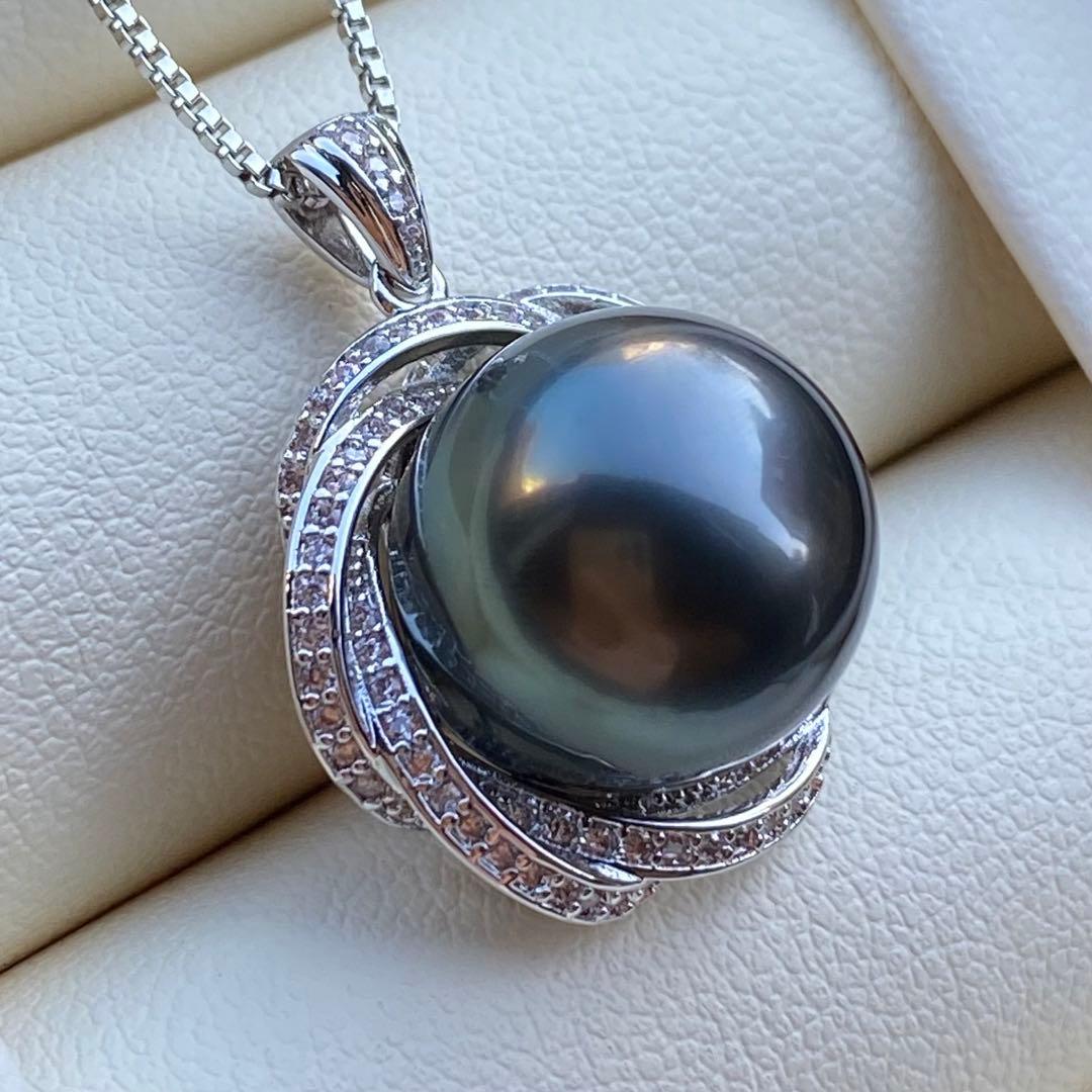 本真珠　南洋黒蝶真珠ネックレストップ　13mmダークグリーンPT884