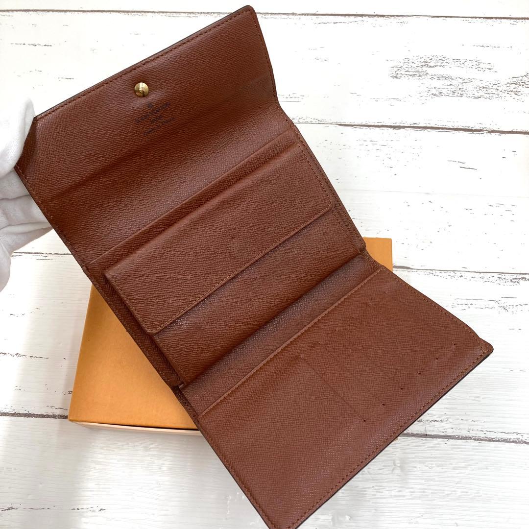 ルイヴィトン モノグラム ポルトトレゾール エテュイ シェキエ 三つ折り財布