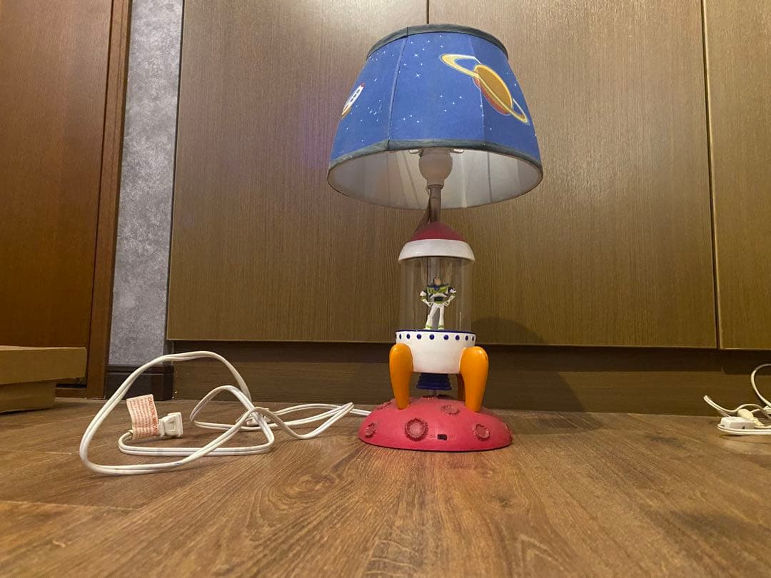 トイストーリー　バズ　ルームライト　激レア　ディズニーtoystory BUZZ