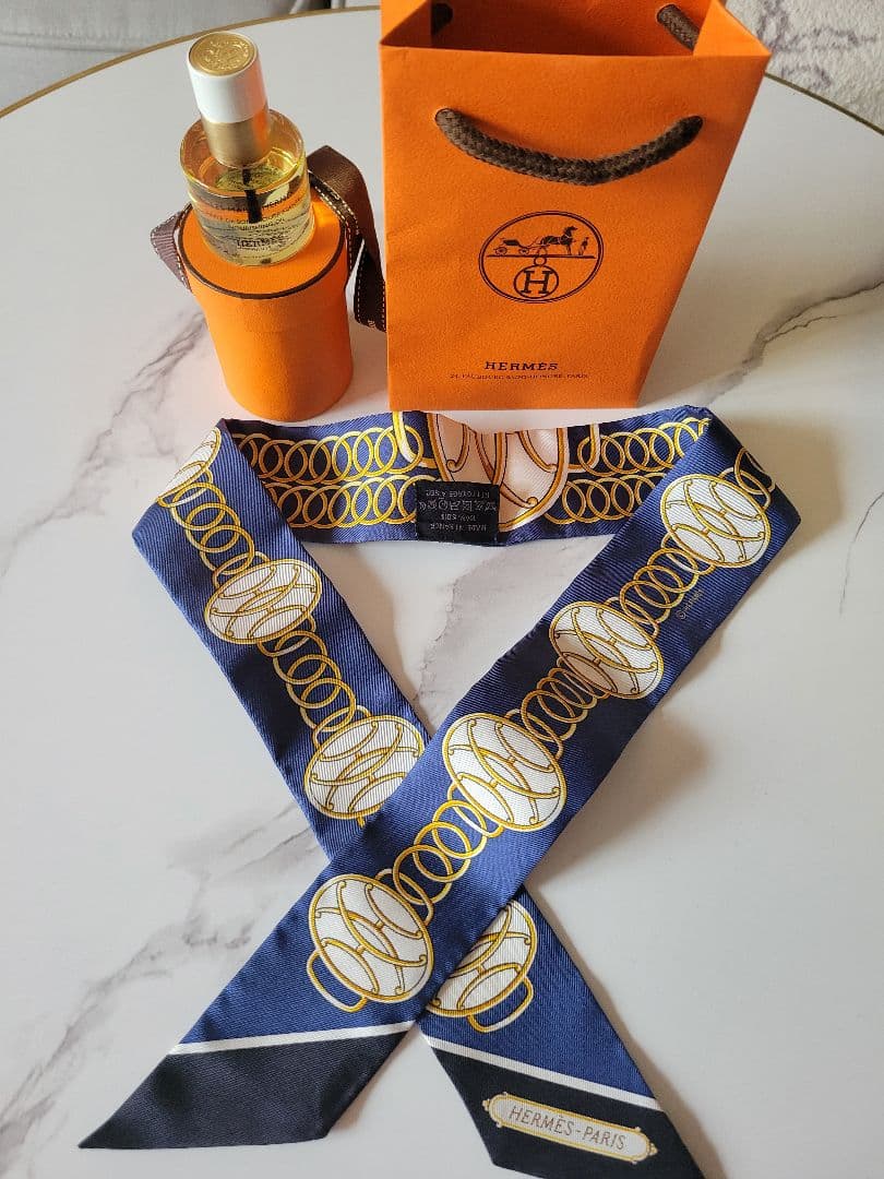 【ネコウペン】HERMES　ツイリー　美品