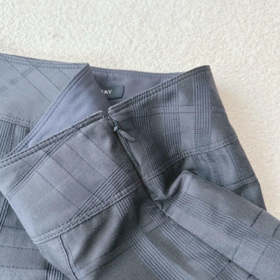 美品✨　BURBERRY LONDON　スカート　メガチェック　シルク　黒　44