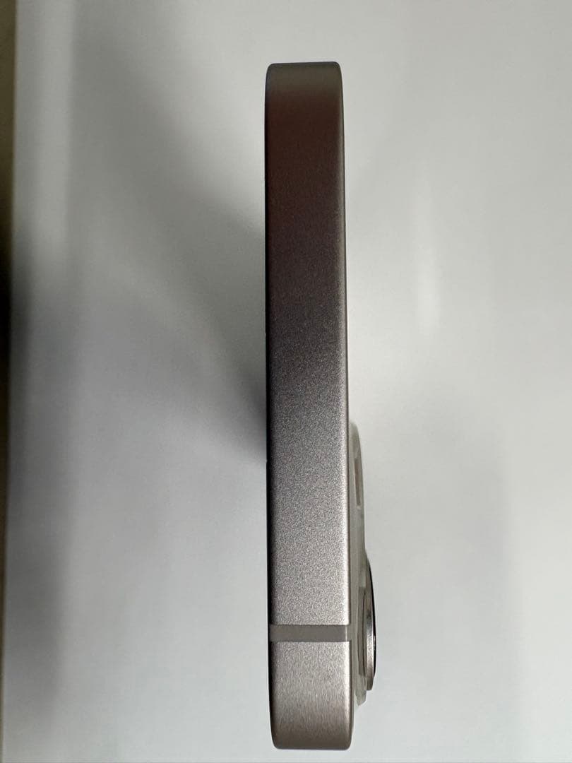 iPhone13 スターライト　128GB