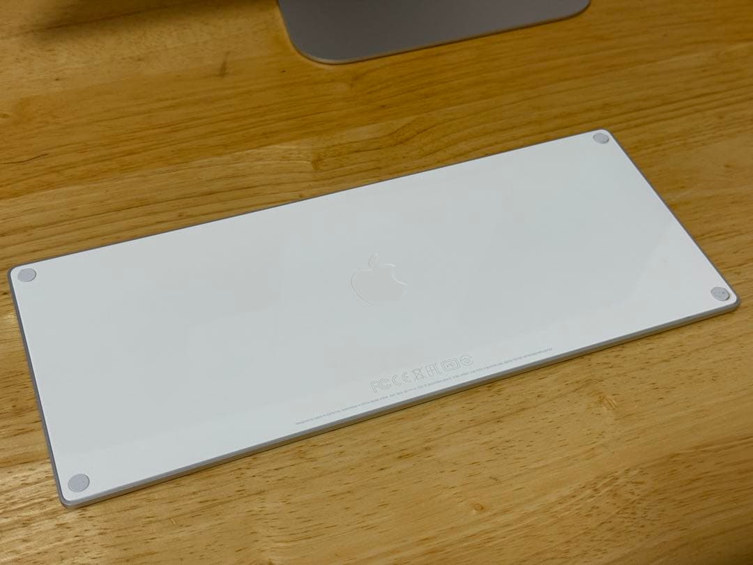 Apple iMac 21.5インチ Retina 4K（2019）