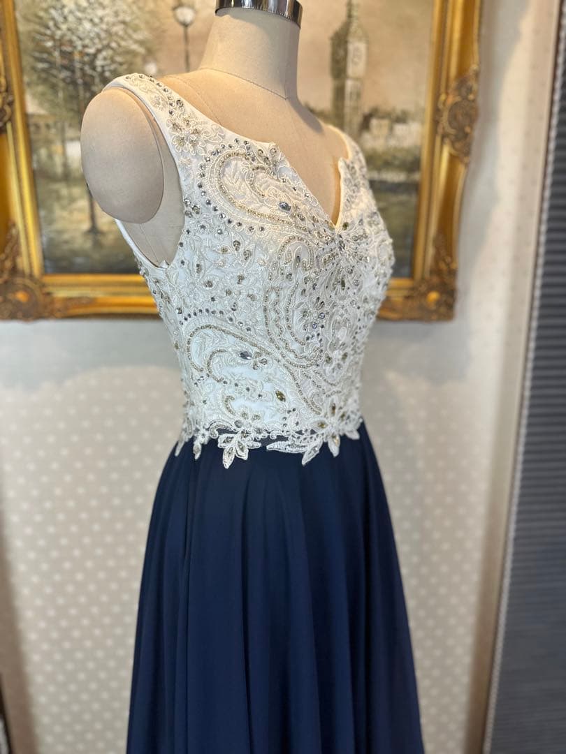 ネイビー ビーズ刺繍Aラインロングドレス