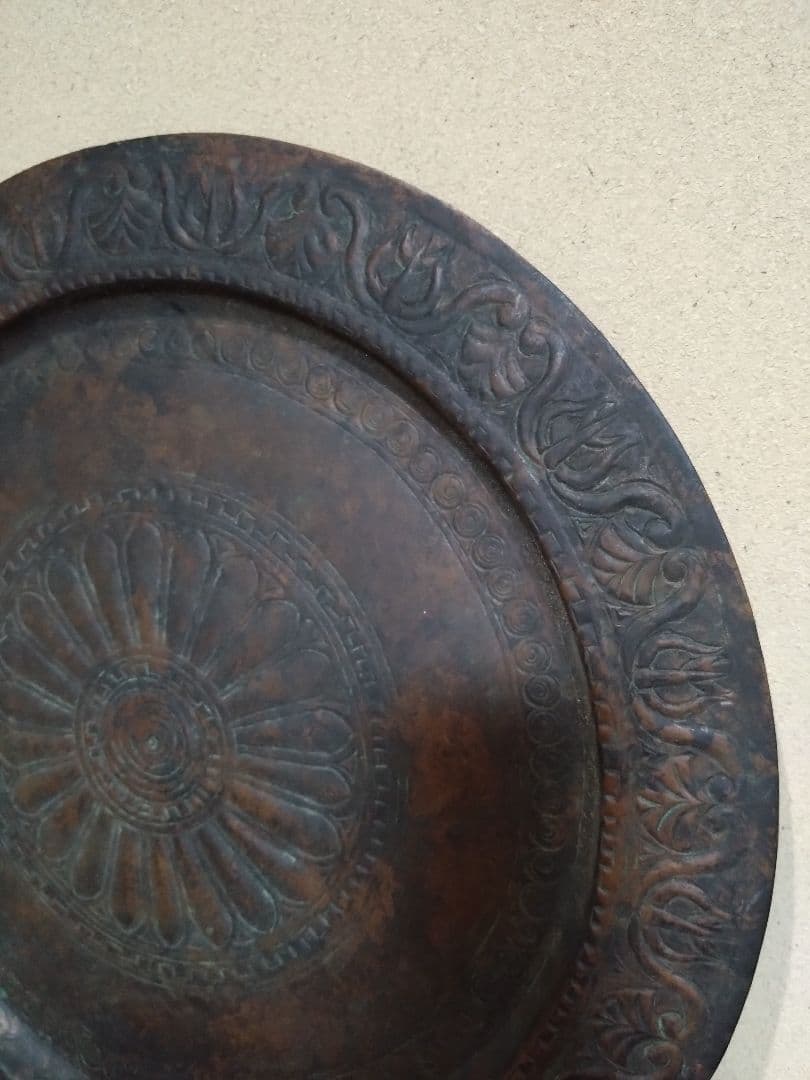 装飾用金属製円形プレート