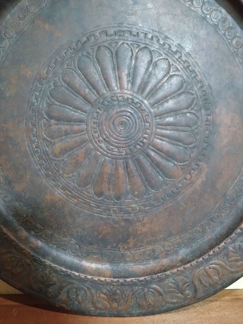 装飾用金属製円形プレート