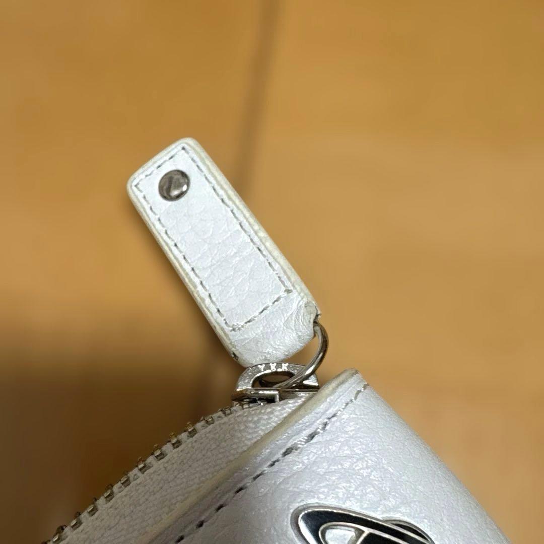 Vivienne Westwood KISS ME KITTY ケース