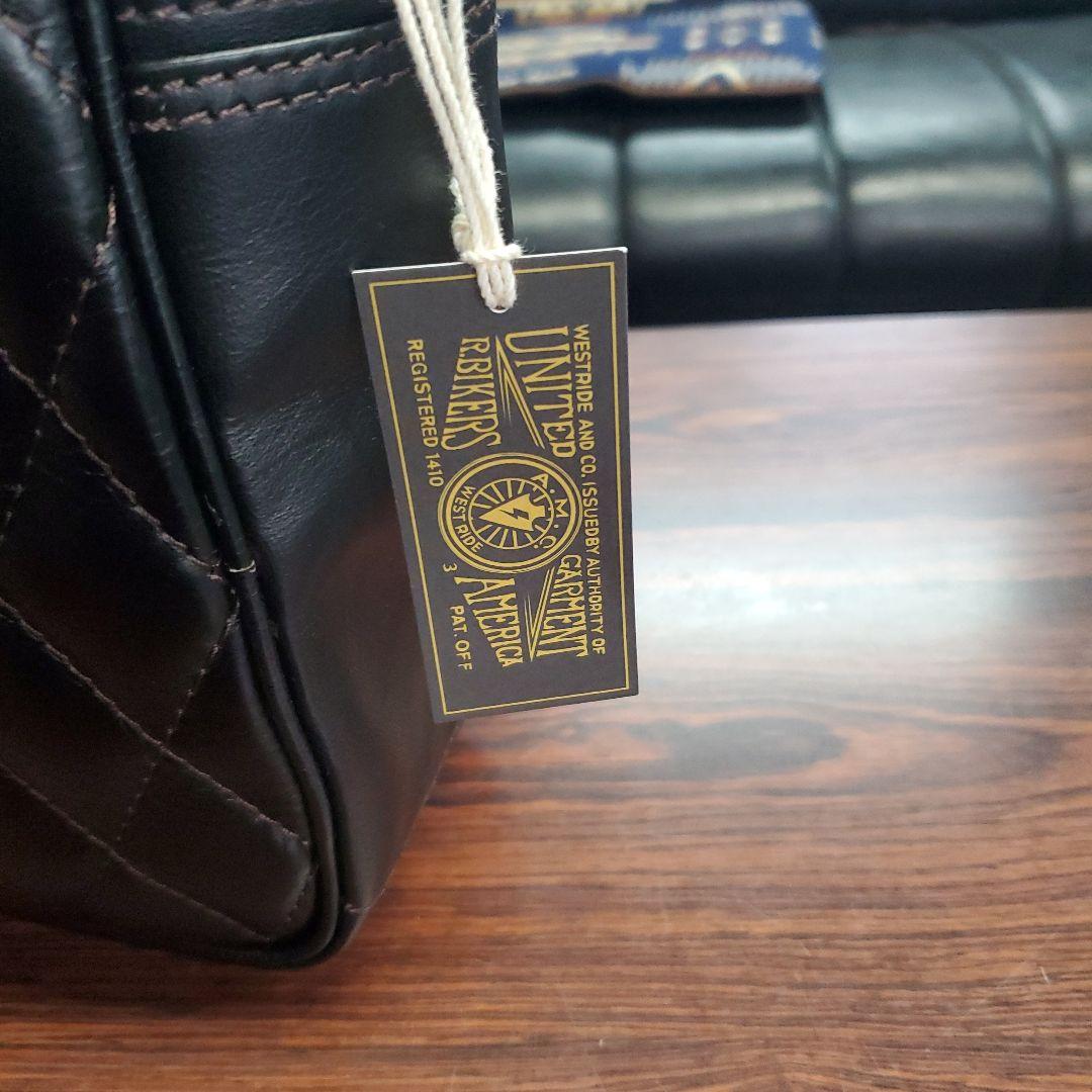 ウエストライドパデッドブリーフバッグキルテイングパッドホースハイド ショルダー付