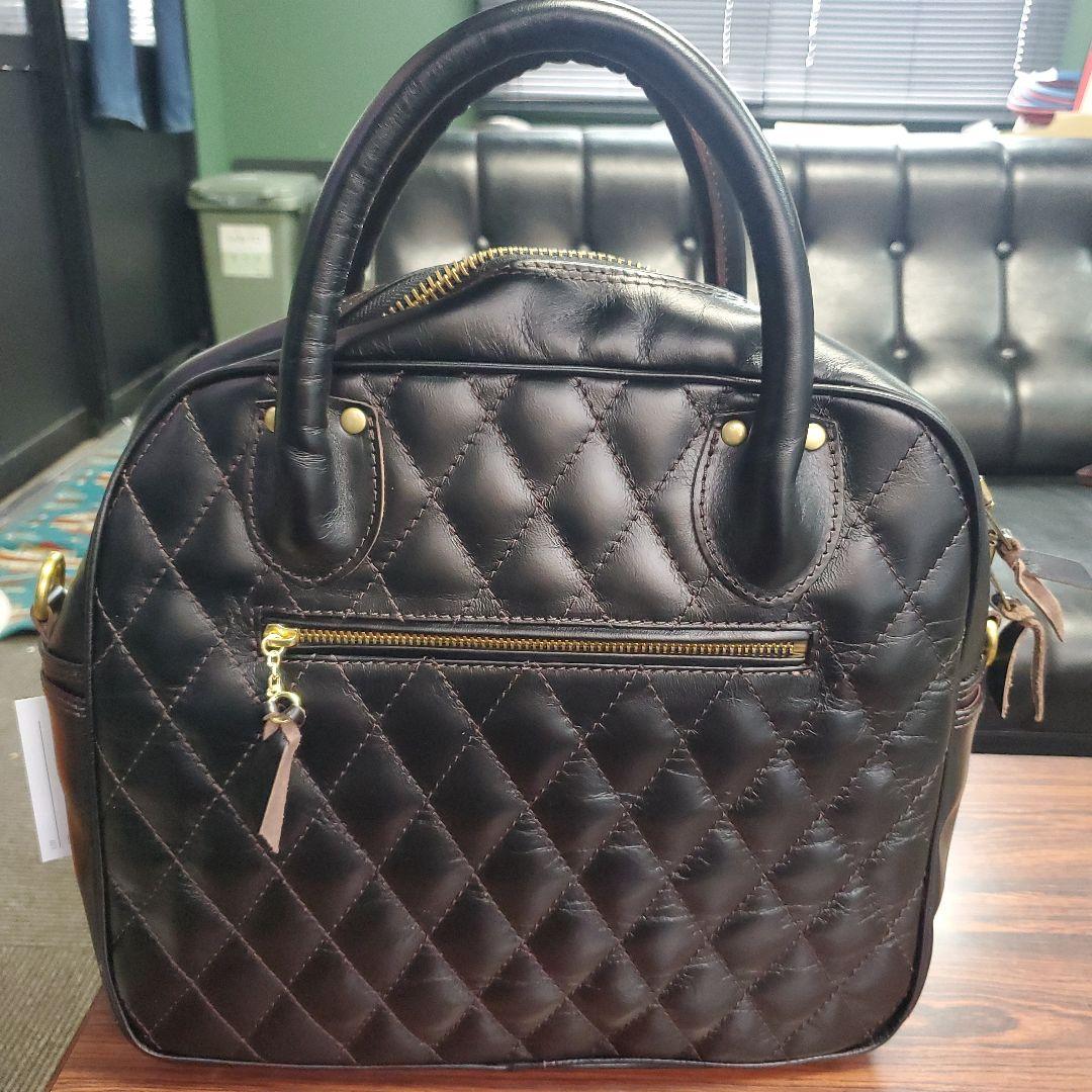 ウエストライドパデッドブリーフバッグキルテイングパッドホースハイド ショルダー付