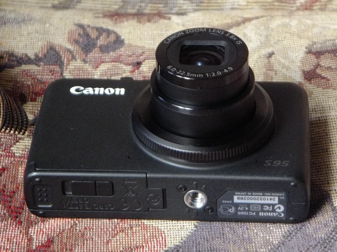 Canon S95 コンパクトデジタルカメラ