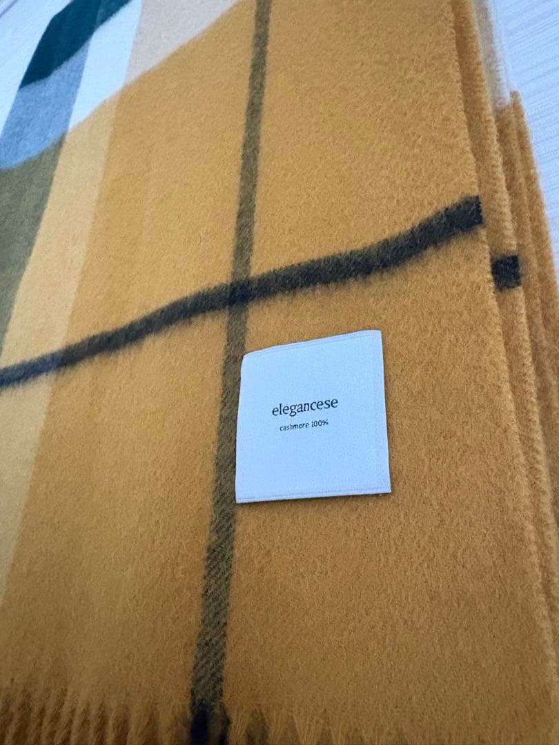 美品エレガンセーゼ3.7万円カシミヤチェックストールelegancese