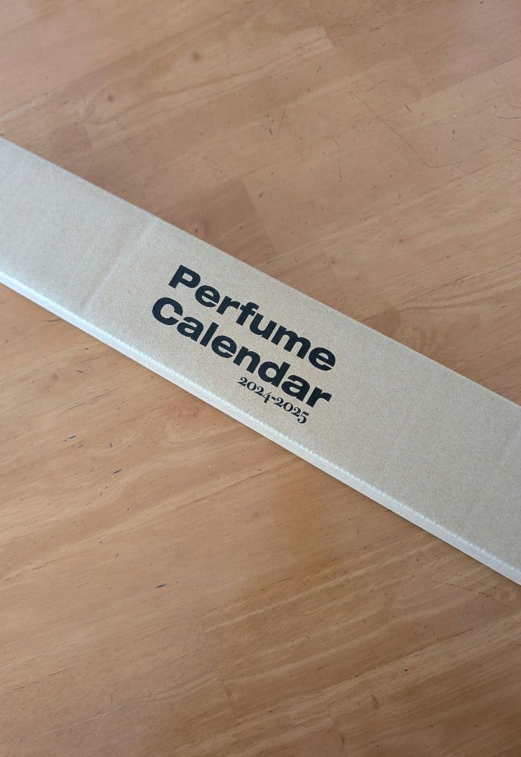 Perfume　パフューム 壁掛けカレンダー　2024〜2025　未開封