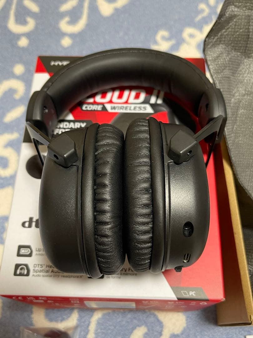 新品同様 Hyperx cloud II Wirelessゲーミングヘッドセット