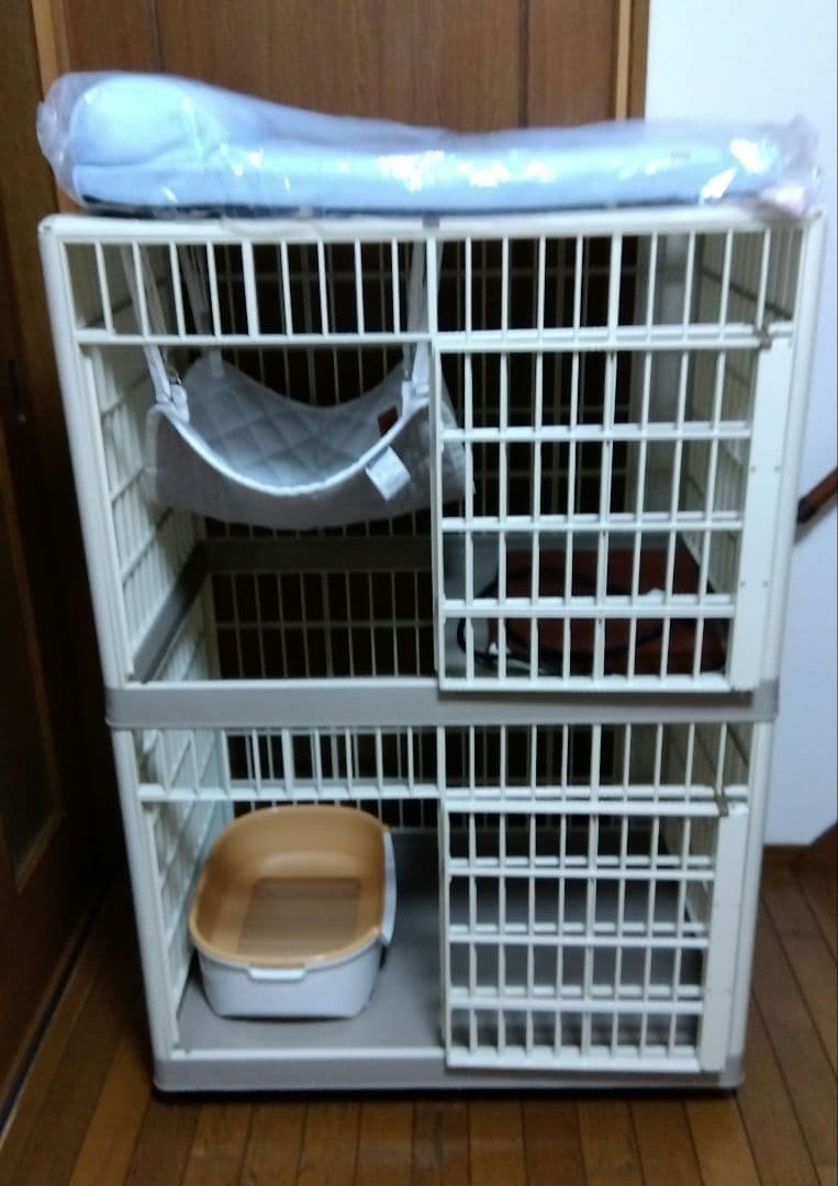 アイリス中型キャットケージ 2段式 クッション付き