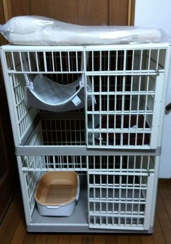 アイリス中型キャットケージ 2段式 クッション付き