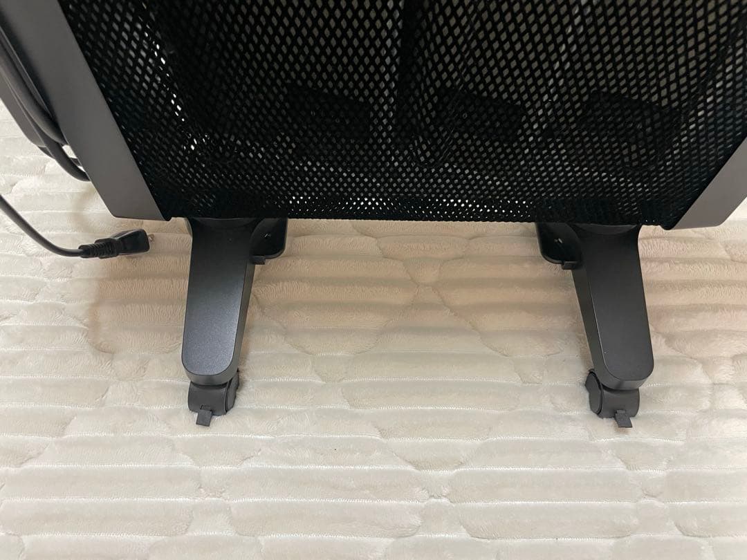 siroca 2022年製　遠赤軽量ヒーター SN-M371 （K）ブラック