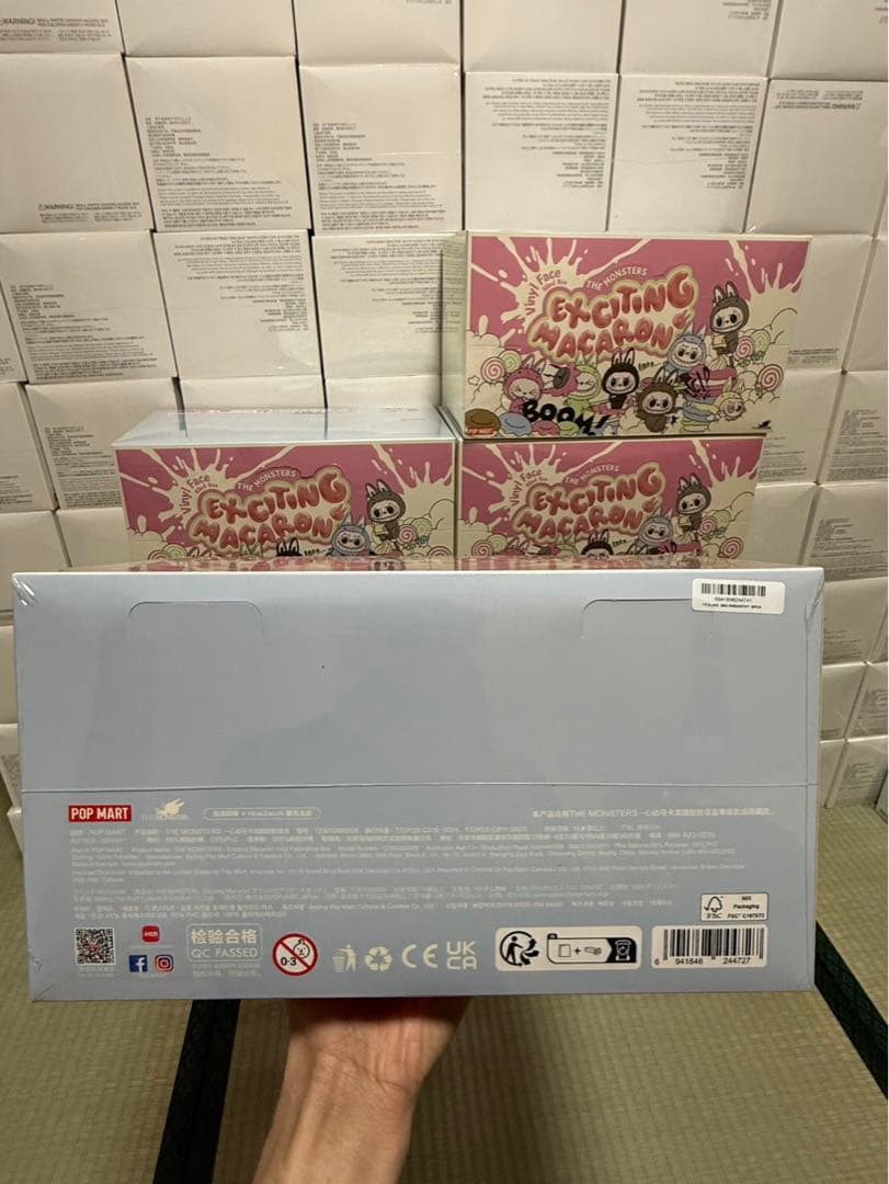 10箱POPMART MONSTERS Exciting Macaron ラブブ